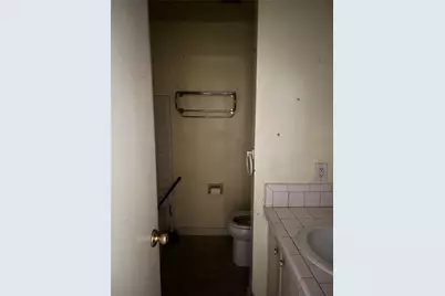 6159 Lyndhurst Drive, Houston, TX 77033 - Photo 13