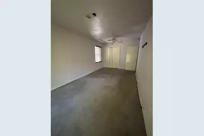 6159 Lyndhurst Drive, Houston, TX 77033 - Photo 15
