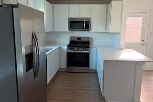 3115 Savannah Rose Dr, Angleton, TX 77515 - Photo 5
