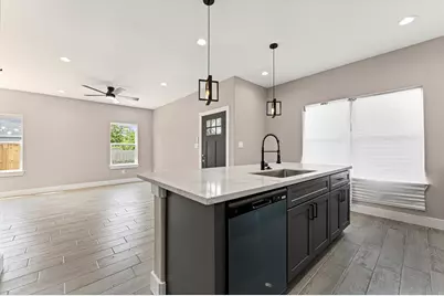 8135 Woodward Street #B, Houston, TX 77051 - Photo 11