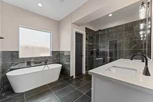 8135 Woodward St, Houston, TX 77051 - Photo 21