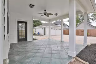 979 W 43rd St, Houston, TX 77018 - Photo 35