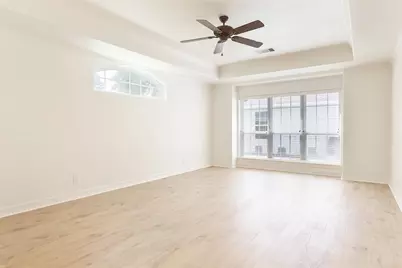 979 W 43rd Street, Houston, TX 77018 - Photo 17