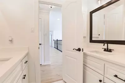 979 W 43rd Street, Houston, TX 77018 - Photo 31