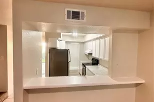 8714 Victorian Village Dr, Houston, TX 77071 - Photo 3