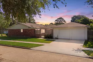 9231 Tooley Dr, Houston, TX 77031 - Photo 5