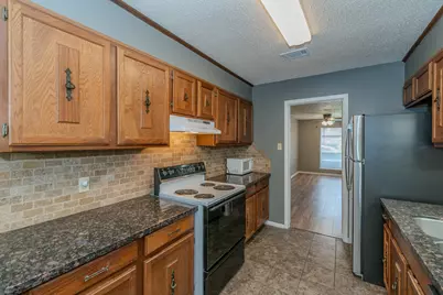 6638 Lexington Drive, Beaumont, TX 77706 - Photo 5