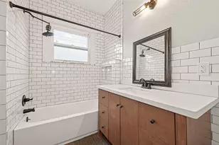 1603 Branard St, Houston, TX 77006 - Photo 9