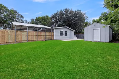 604 19th Avenue N, Texas City, TX 77590 - Photo 17