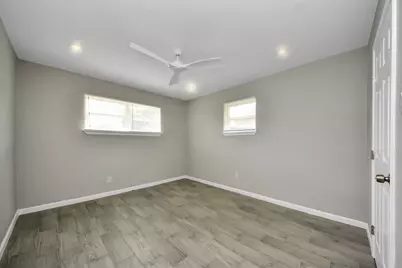 5435 Pardee Street #20, Houston, TX 77026 - Photo 13