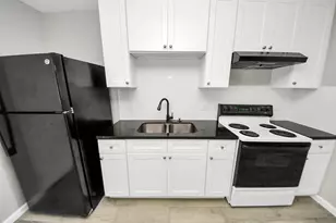 5435 Pardee St, Houston, TX 77026 - Photo 9