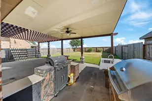 19323 S Cottonwood Green Ln, Cypress, TX 77433 - Photo 37