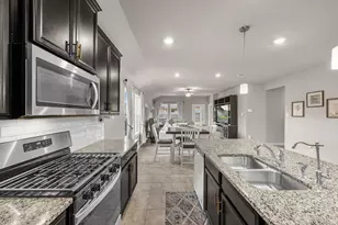 1326 Taft Pt Ln, Rosharon, TX 77583 - Photo 11