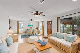 31 Lakeside Dr, Hitchcock, TX 77563 - Photo 5