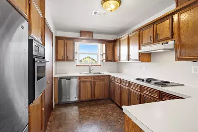 31 Lakeside Drive, Hitchcock, TX 77563 - Photo 7