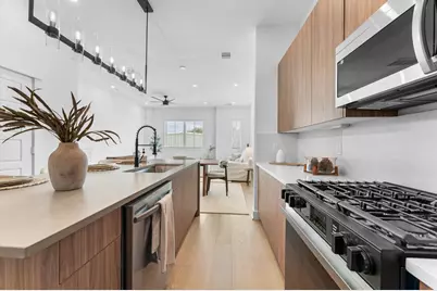 2308 Springwood Cove Lane, Houston, TX 77055 - Photo 19