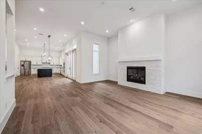 1659 Bingle Road, Houston, TX 77055 - Photo 9