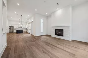 1659 Bingle Rd, Houston, TX 77055 - Photo 9