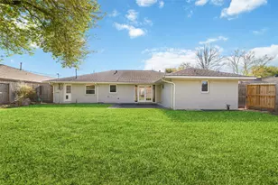 11410 Endicott Ln, Houston, TX 77035 - Photo 5