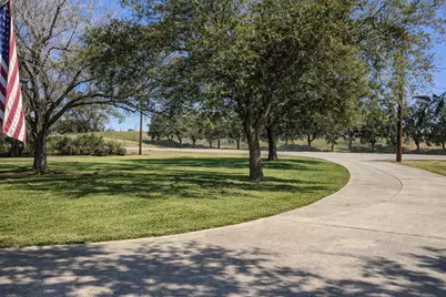 5315 Bayway Drive, Baytown, TX 77520 - Photo 39
