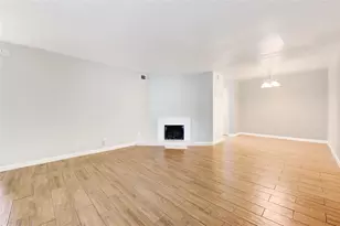 6200 W Tidwell Rd, Houston, TX 77092 - Photo 15