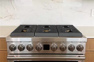 827 W 16th St, Houston, TX 77008 - Photo 7