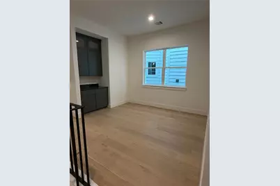 827 W 16th Street #A, Houston, TX 77008 - Photo 9