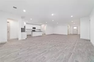 7207 Sunbreeze Ln, Rosenberg, TX 77469 - Photo 9