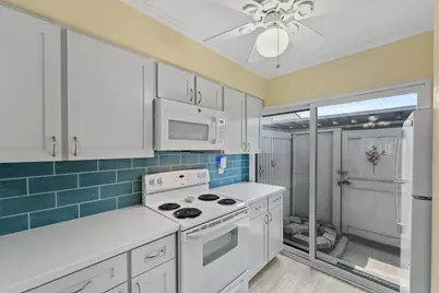 5050 Glenmont Drive #F5, Houston, TX 77081 - Photo 7