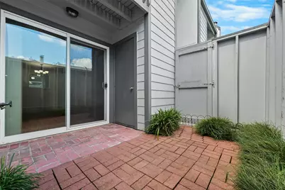 5050 Glenmont Drive #F5, Houston, TX 77081 - Photo 5