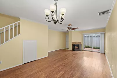 5050 Glenmont Drive #F5, Houston, TX 77081 - Photo 1