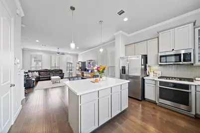 1509 Grayson Oaks Place, Houston, TX 77043 - Photo 7