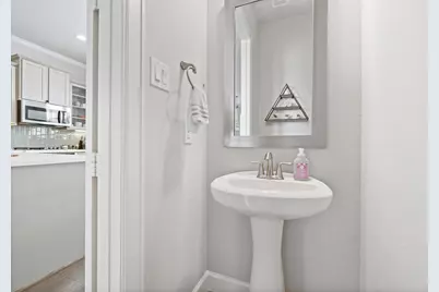 1509 Grayson Oaks Place, Houston, TX 77043 - Photo 17