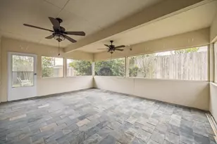 9842 Lynette Falls Dr, Houston, TX 77095 - Photo 9