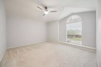 9842 Lynette Falls Drive, Houston, TX 77095 - Photo 5
