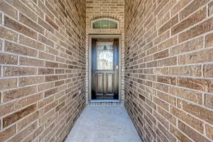 8527 Golden Field Dr, Rosenberg, TX 77469 - Photo 3