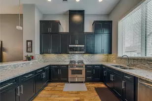 1202 W Dallas St, Houston, TX 77019 - Photo 11