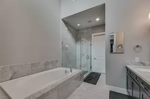 1202 W Dallas St, Houston, TX 77019 - Photo 35