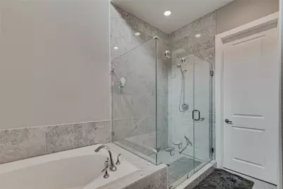 1202 W Dallas Street, Houston, TX 77019 - Photo 37