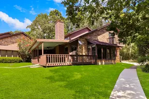 200 Fountain Lake W, Livingston, TX 77351 - Photo 25