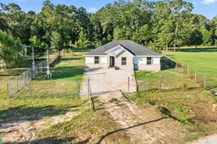 103 County Road 5019, Cleveland, TX 77327 - Photo 33