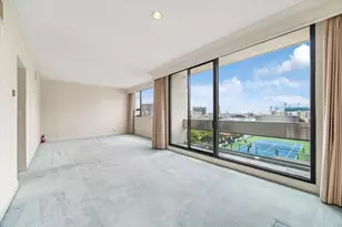 1111 Hermann Dr, Houston, TX 77004 - Photo 13