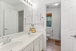 54 Middle Borondo, La Marque, TX 77568 - Photo 21