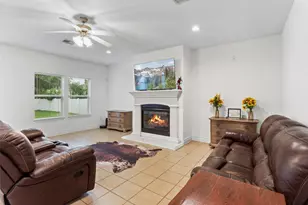 54 Middle Borondo, La Marque, TX 77568 - Photo 5