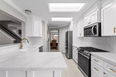 2705 7th Street N, Texas City, TX 77590 - Photo 5