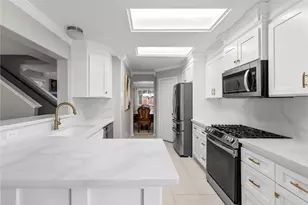 2705 7th St N, Texas City, TX 77590 - Photo 5