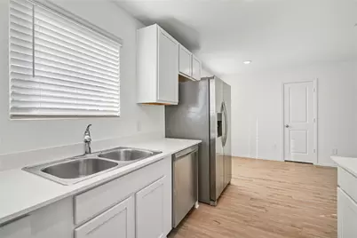 24027 Wandering Brook Drive, Hockley, TX 77447 - Photo 7