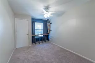 38 Regency Pt, Conroe, TX 77356 - Photo 29