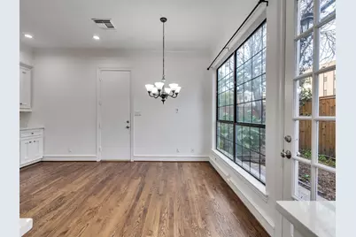 2525 Nantucket Drive #8, Houston, TX 77057 - Photo 13