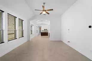 1052 Shl Crk Trl, Conroe, TX 77304 - Photo 11